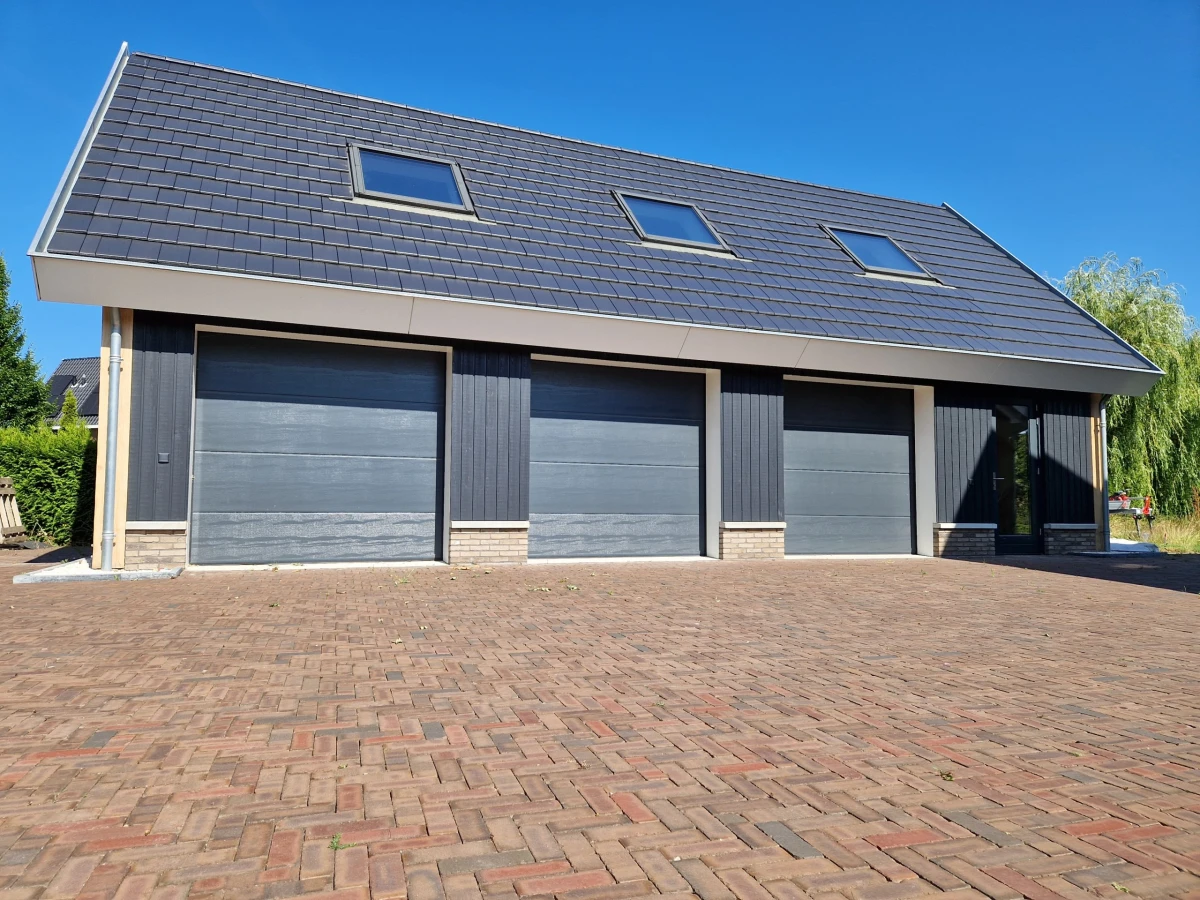 Geplaatste garagedeuren