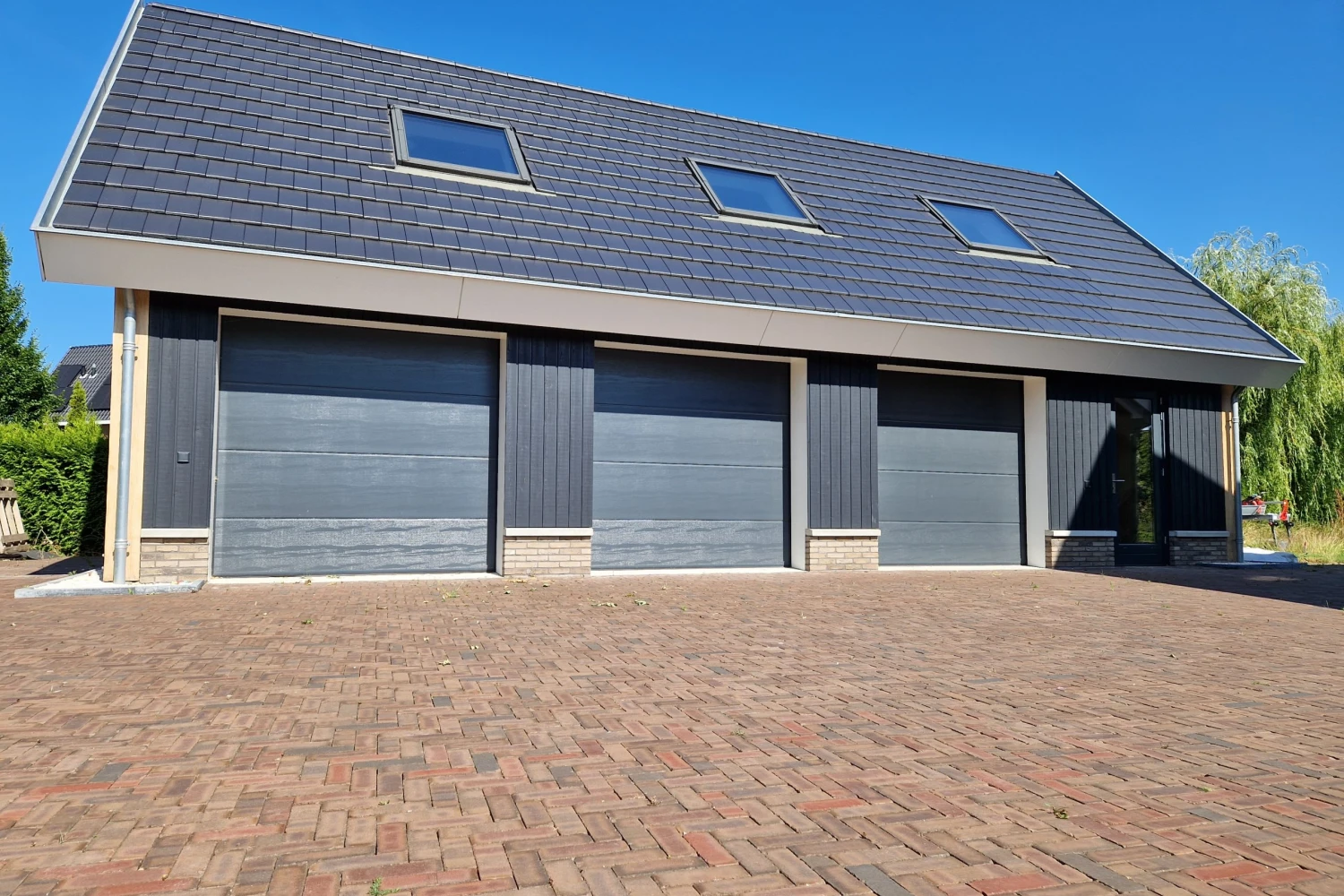 Geplaatste garagedeuren